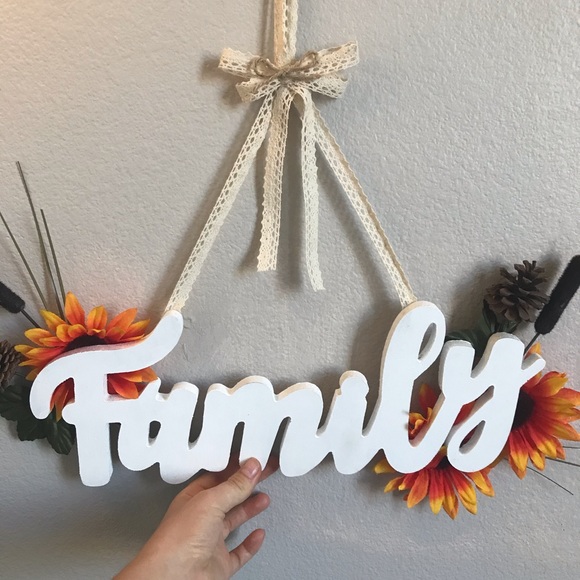 Handmade Family Sign - Picture 5 of 5